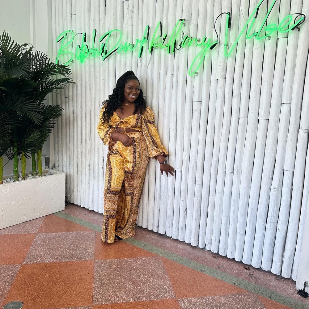 2 piece fashion nova silk material